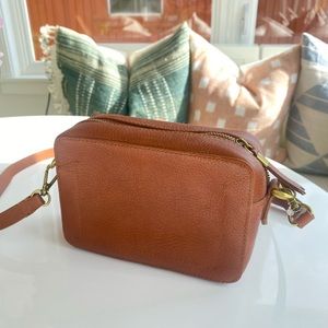 Madewell brown shoulder purse - NEW WITH TAGS